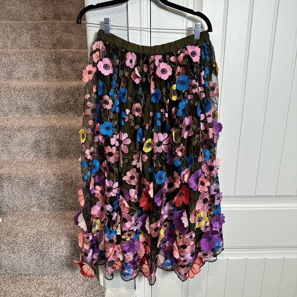 ANTHROPOLOGIE NWT MAEVE FLORAL APPLIQUÉ SKIRT 🌸 - Picture 6 of 9